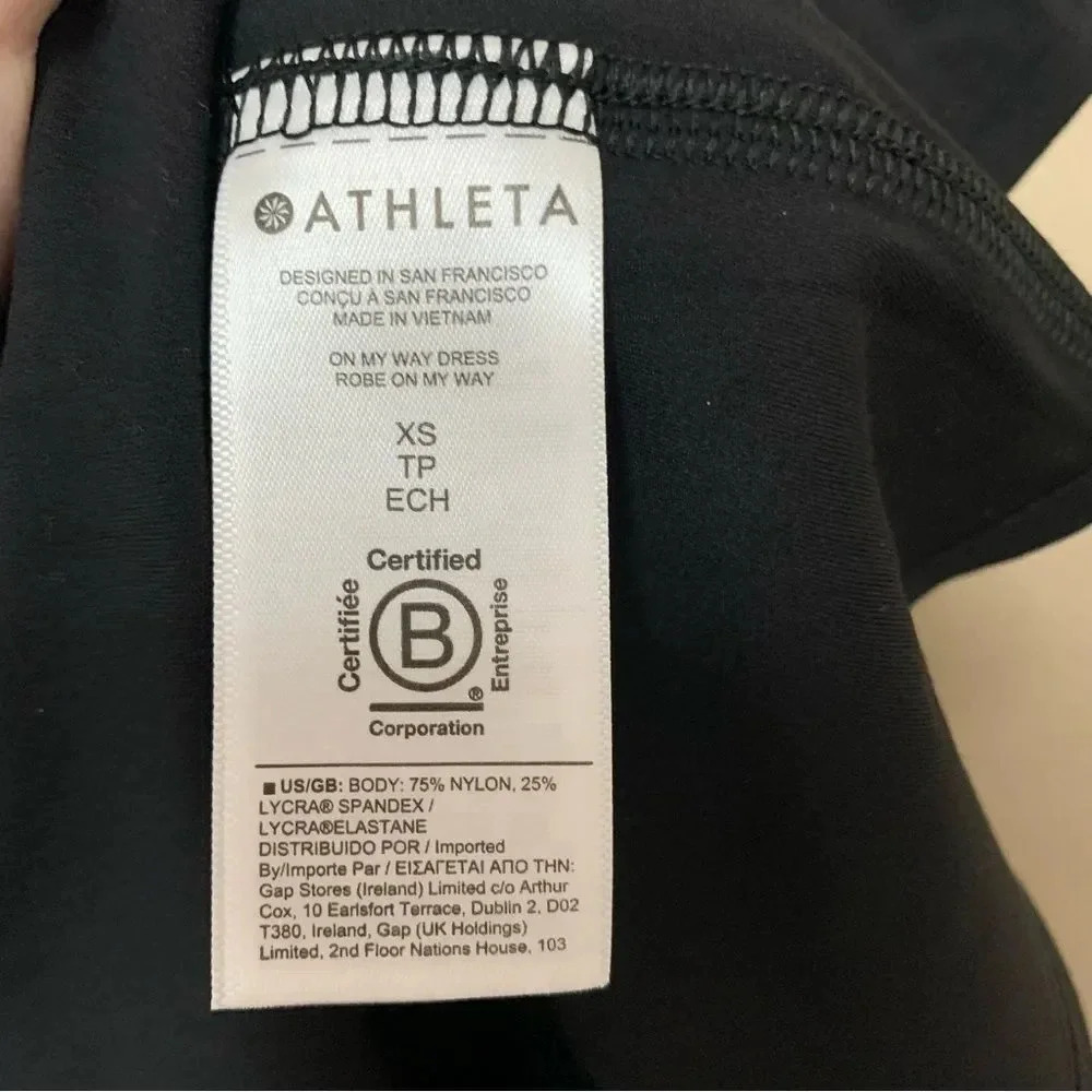 Athleta On My Way Dress in Black Size XS NWT New - Picture 12 of 12